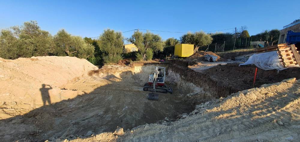 Terrassement masse implantation villa (3)